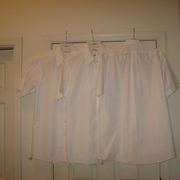 Van Heusen Short Sleeve Dress Shirt White Sz 15.5 Lot of 3 - Picture 16 of 16